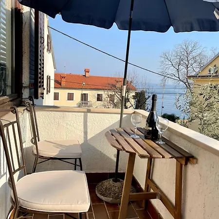 Апартаменти Matacin With Sea View