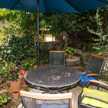 Апартаменти Matacin With Sea View *