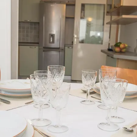 Апартаменти Matacin With Sea View