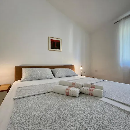 Matacin With Sea View *