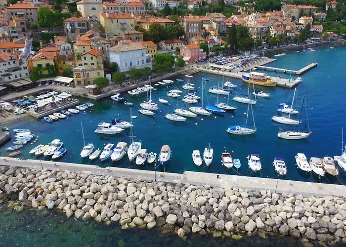 Апартаменты Matacin With Sea View