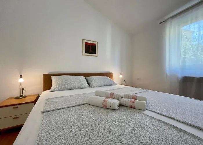 Matacin With Sea View *