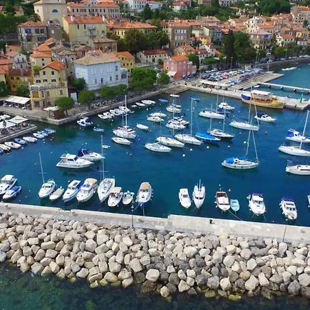 Lejlighed Matacin With Sea View